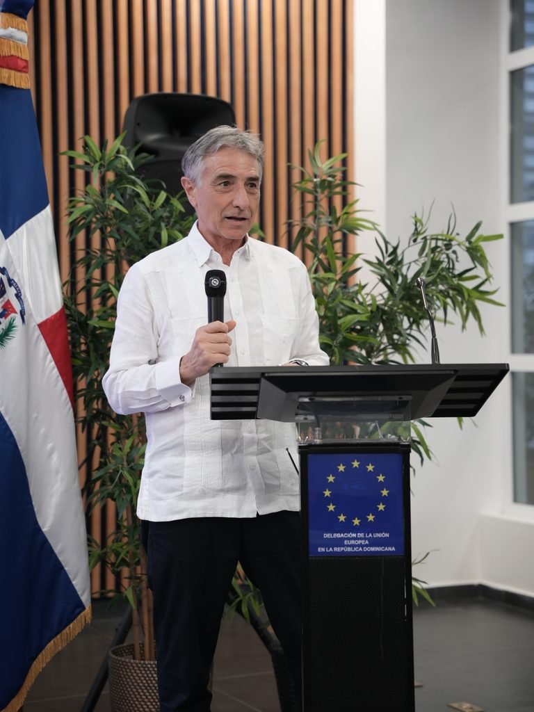 Embajador Raúl Fuentes Milani