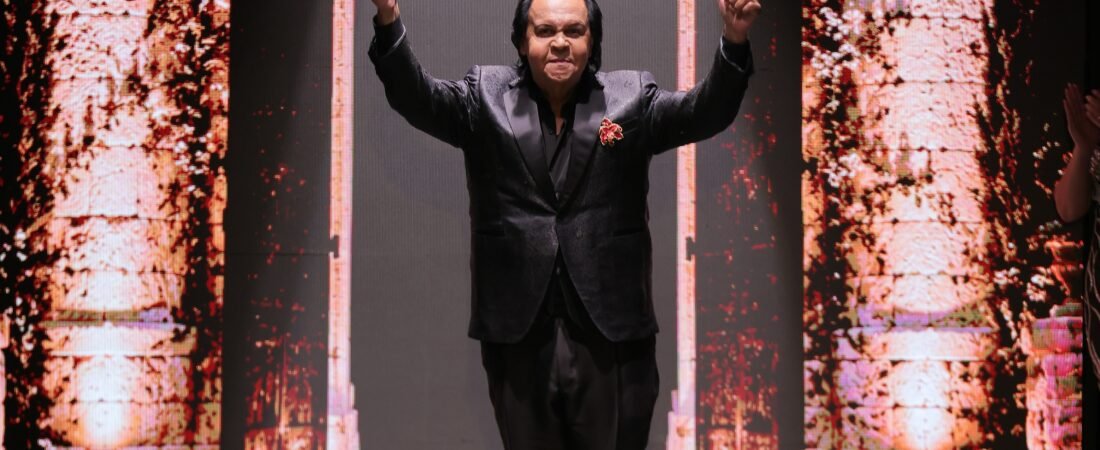 Leonel Lirio celebra 40 años de trayectoria con una memorable pasarela en RD Fashion Week 2026
