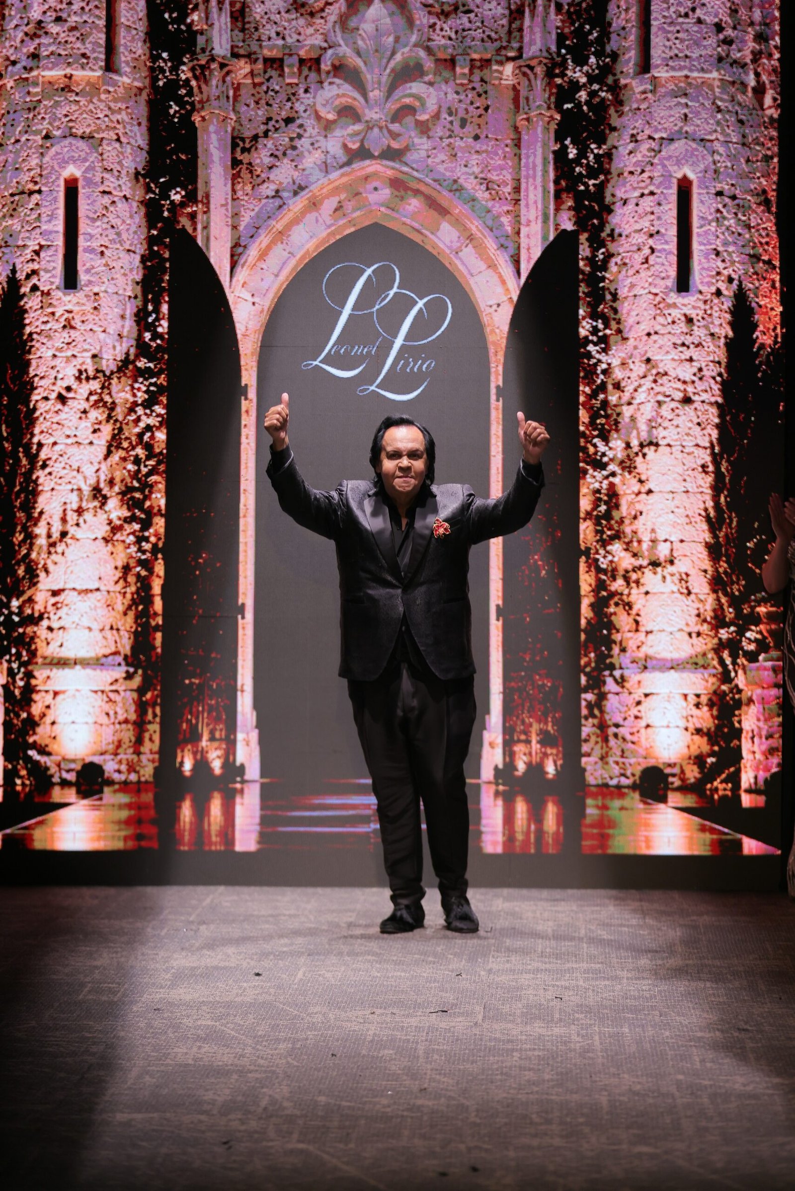 Leonel Lirio celebra 40 años de trayectoria con una memorable pasarela en RD Fashion Week 2026