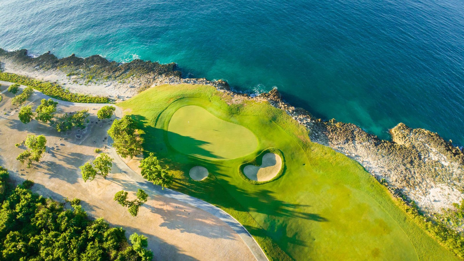Más allá de las playas: el potencial del golf en República Dominicana